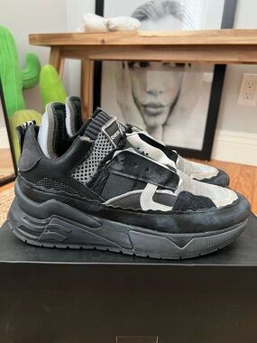 Diesel S-Brentha Dec Shoes US 9.5
